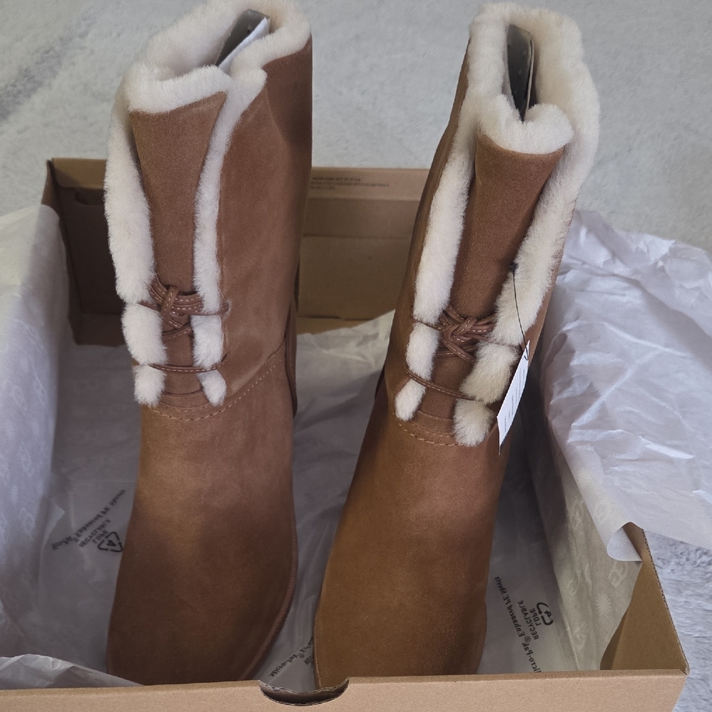 UGG Tan Suede Boots with Shearling Lining - Picture 6 of 6